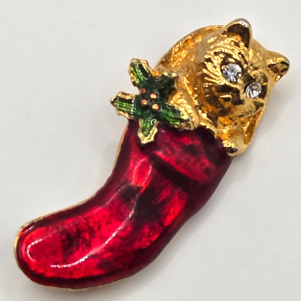 Vintage Rhinestone Brooch Cat Christmas‎ Stocking Red Enamel Holiday Pin Animal